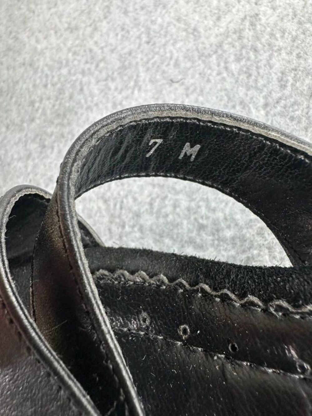Vintage 90s Y2K Steve Madden Black Kitten Heel Size 7 Rhinestone Wooden Heel - Picture 4 of 10